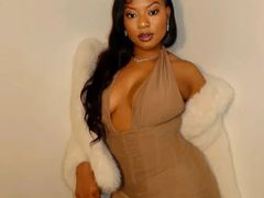 KemiFisayo - female with black hair webcam at LiveJasmin