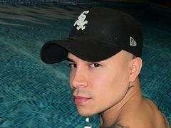 KenetVega - male webcam at LiveJasmin