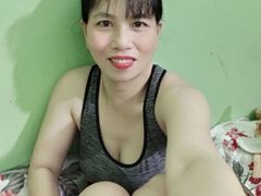 LindaJem - female with brown hair and  big tits webcam at LiveJasmin