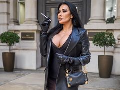 mistresskennya - female with black hair and  small tits webcam at LiveJasmin