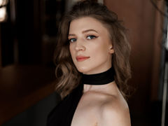 KessyKay - blond female with  big tits webcam at LiveJasmin