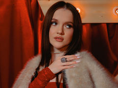 KetrinRose - female with brown hair webcam at LiveJasmin