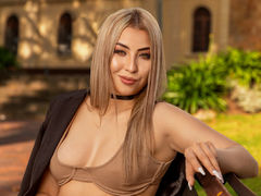 KhloePalmer - blond female with  big tits webcam at LiveJasmin