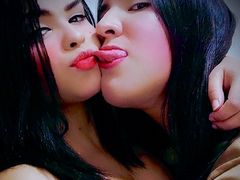 KiaraAndPollyy from LiveJasmin