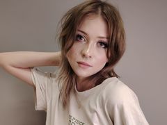 KiaraFrieler from LiveJasmin