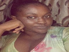 KikiAddo from LiveJasmin