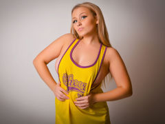 KimberlyGold - blond female with  big tits webcam at ImLive