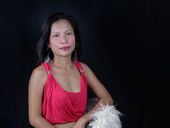 LADYkimHappy - female with black hair and  small tits webcam at LiveJasmin