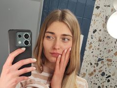 KindiFreya from LiveJasmin