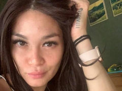 KinkyKumiho from LiveJasmin