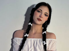 AmyCarrol - female with black hair and  big tits webcam at LiveJasmin