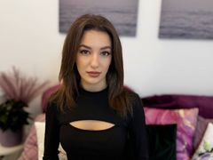 KiraLexis - female with brown hair webcam at LiveJasmin