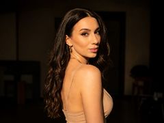 KiraMae - female with brown hair webcam at LiveJasmin