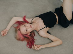 KiranaHayes - blond shemale webcam at LiveJasmin