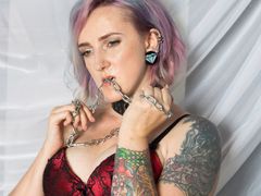 Kisica - female with black hair and  big tits webcam at ImLive