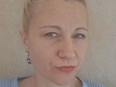 KittiElisson from LiveJasmin