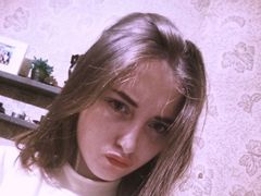 KittyMcCorry - female with brown hair and  big tits webcam at LiveJasmin