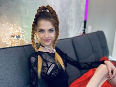 KittyRaine from LiveJasmin