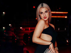 KrisKelly - blond female webcam at LiveJasmin