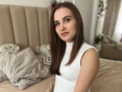 KrisPe from LiveJasmin