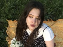 KristieCrystal from LiveJasmin