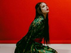 KristinaJackson - female with brown hair webcam at LiveJasmin