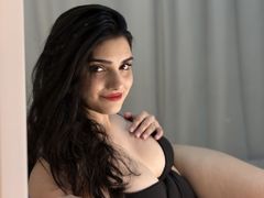 KristySue - female with black hair and  big tits webcam at LiveJasmin