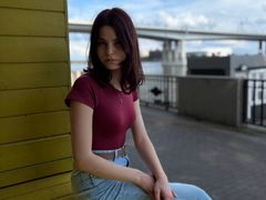 KrystalBeadling from LiveJasmin