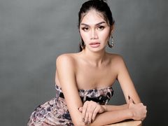 KyleyAustin - shemale with black hair webcam at LiveJasmin