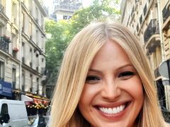 KylieWindsor - blond female with  big tits webcam at LiveJasmin