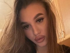 KyraVictorine from LiveJasmin