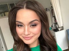 LadyMia from LiveJasmin