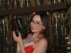 LanaAirlie - female with brown hair webcam at LiveJasmin