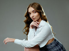 LadyMagicMoon - female with brown hair webcam at LiveJasmin