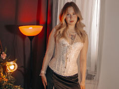 LanaRoselle - blond female webcam at LiveJasmin