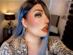 LaraLax from LiveJasmin