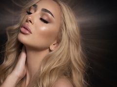 LaraMac from LiveJasmin