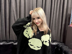 LaraNess - blond female webcam at LiveJasmin