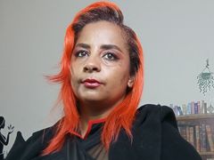 LareineCleo - female with red hair and  big tits webcam at LiveJasmin