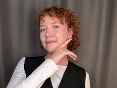 LaritaMihelic from LiveJasmin