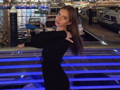 LatoniaKrugh from LiveJasmin