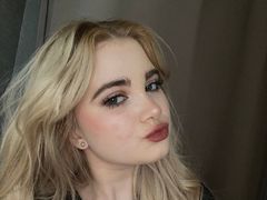 LatoyiaCanpos from LiveJasmin