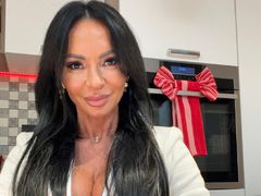 ClaraLouvet from LiveJasmin