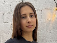 LaurynTinkle from LiveJasmin