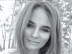 LavaMina from LiveJasmin