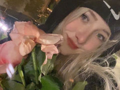 LavetaZam from LiveJasmin