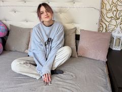 LaylaSmite - female with red hair and  big tits webcam at LiveJasmin