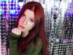 LaylaGlam - blond female webcam at LiveJasmin