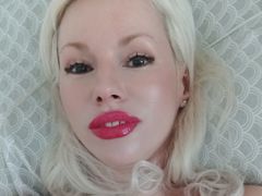 LaymaFlay - blond female webcam at LiveJasmin
