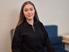 LeaHoty - blond female webcam at xLoveCam